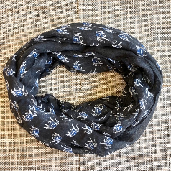 Elephant Infinity Scarf - Picture 1 of 4